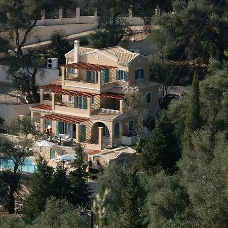 Villa Karydia *