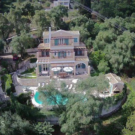 Villa Karydia *